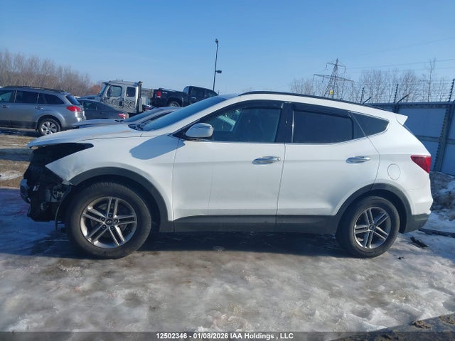 5NMZUDLB6JH054419 Hyundai Santa Fe Sport 2.4 Premium