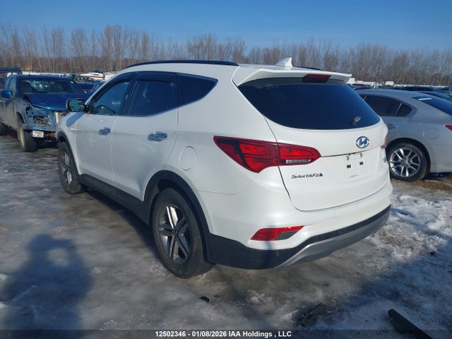 5NMZUDLB6JH054419 Hyundai Santa Fe Sport 2.4 Premium