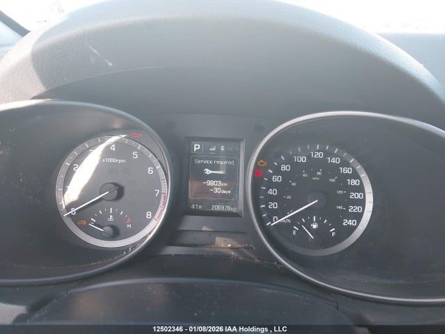 5NMZUDLB6JH054419 Hyundai Santa Fe Sport 2.4 Premium