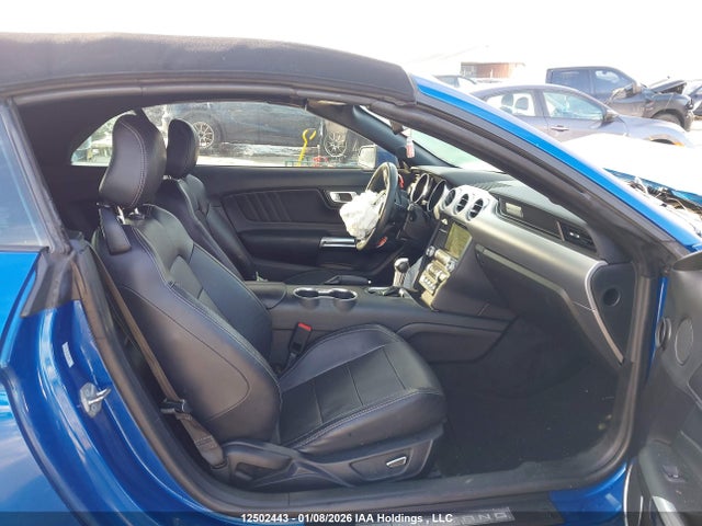 1FATP8UH1J5173317 Ford Mustang Convertible