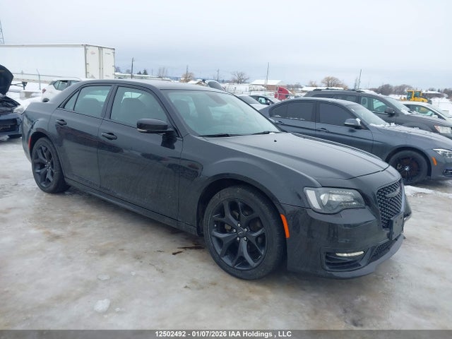 Продажа на аукционе авто 2022 Chrysler 300 Touring L, vin: 2C3CCADG6NH262808, номер лота: 12502492