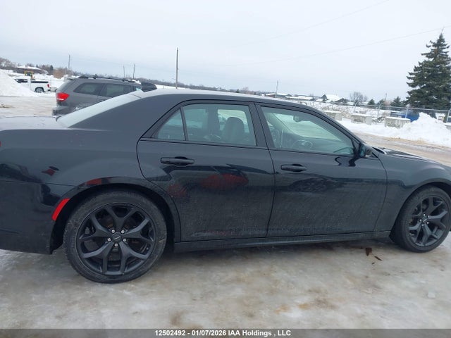 Продажа на аукционе авто 2022 Chrysler 300 Touring L, vin: 2C3CCADG6NH262808, номер лота: 12502492