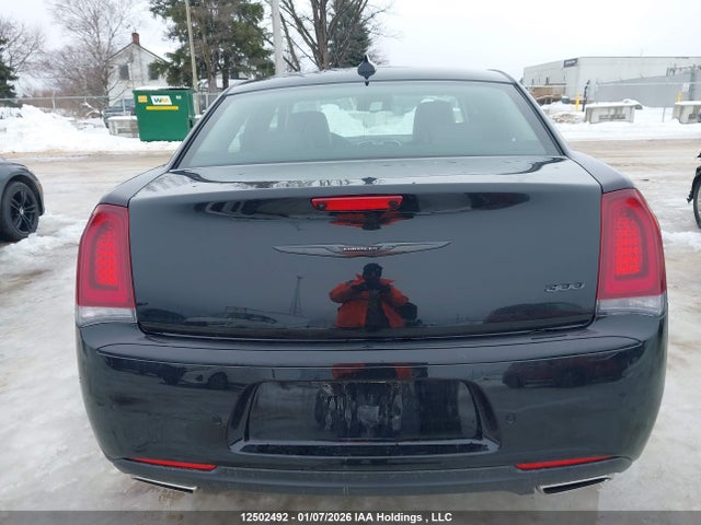 Продажа на аукционе авто 2022 Chrysler 300 Touring L, vin: 2C3CCADG6NH262808, номер лота: 12502492