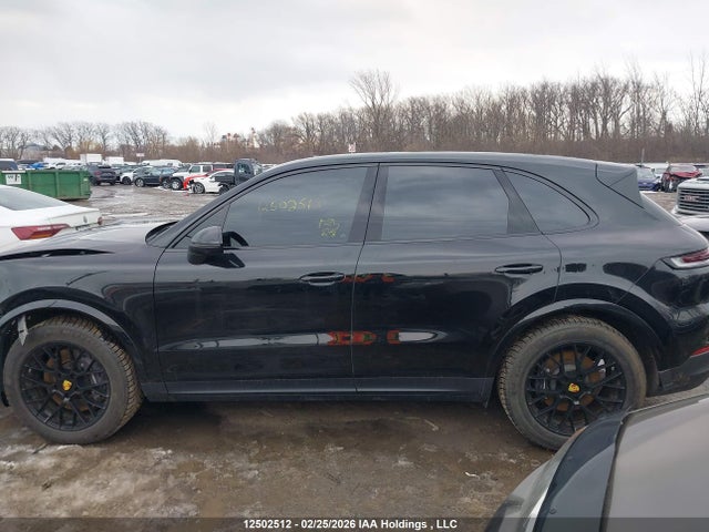 Porsche Cayenne 2024 WP1AA2AY1RDA02507 Image 15