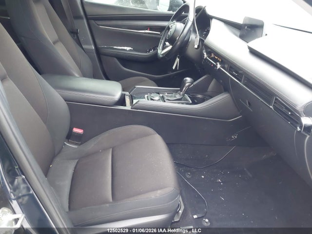 JM1BPBCM5K1145207 Mazda Mazda3 Gs
