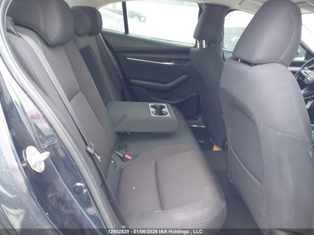 JM1BPBCM5K1145207 Mazda Mazda3 Gs