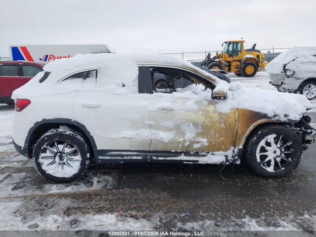 W1N4N4HBXMJ275335 Mercedes-Benz Gla 250 4matic