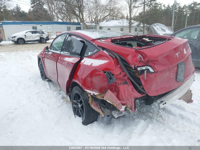 5YJYGDEE1MF080040 Tesla Model Y Long Range