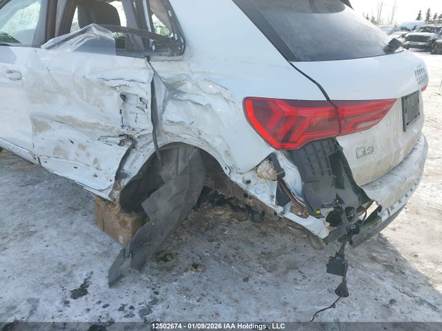 WA1FECF32R1029239 Audi Q3 Technik 45