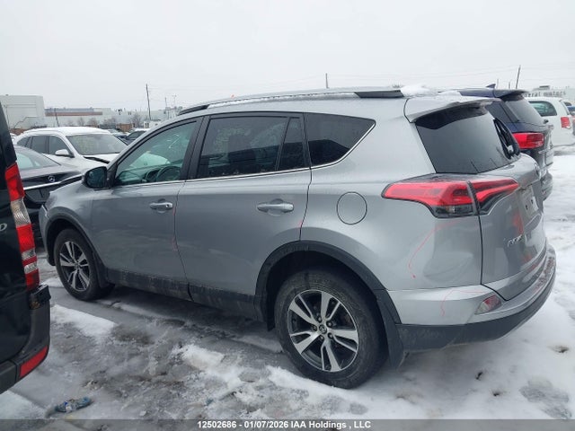 Toyota Rav4 Xle 2018 2T3RFREV2JW828479 Image 15