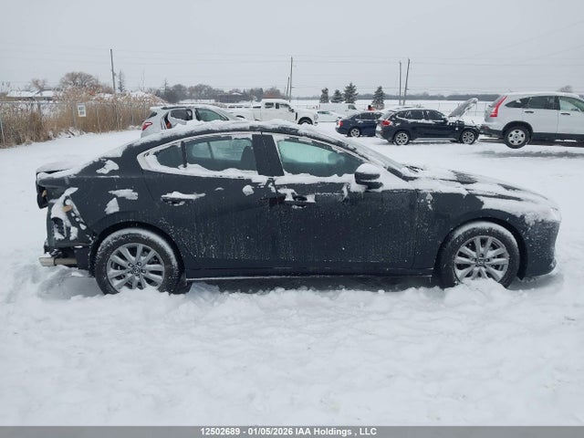 JM1BPACM9S1792784 Mazda 3 Preferred