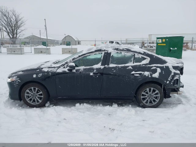 JM1BPACM9S1792784 Mazda 3 Preferred