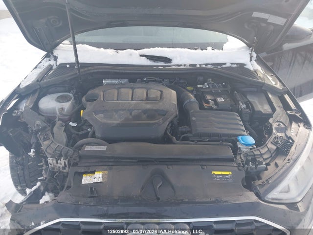 WAUGUCGY1PA098571 Audi A3 PREMIUM