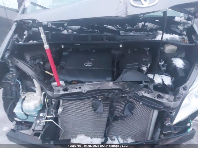 12502707 :رقم المزاد ، 5TDZK3DC0BS131808 vin ، 2011 Toyota Sienna مزاد بيع