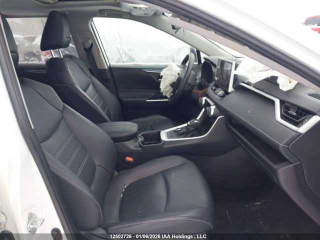 2T3RWRFV8RW236031 Toyota RAV4