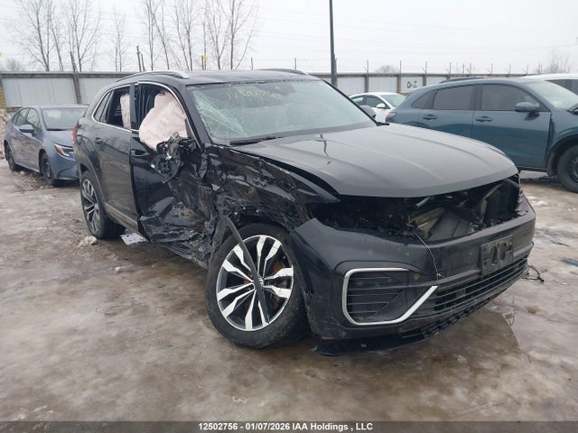 1V2FE2CA2NC214973 Volkswagen Atlas Cross Sport Sel Premium R-line