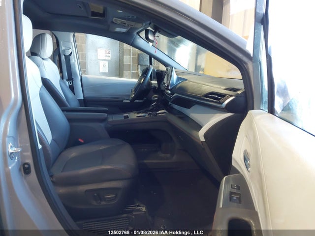 5TDGSKFC5RS153473 Toyota Sienna Le/xse/limited/platinum
