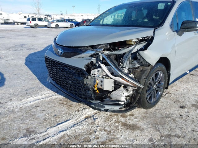 5TDGSKFC5RS153473 Toyota Sienna Le/xse/limited/platinum