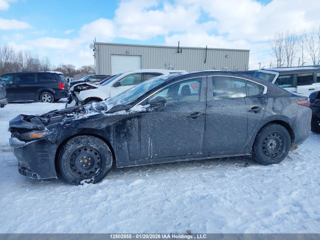 JM1BPABM0R1721582 Mazda MAZDA3