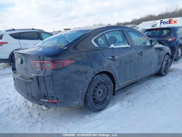 JM1BPABM0R1721582 Mazda MAZDA3