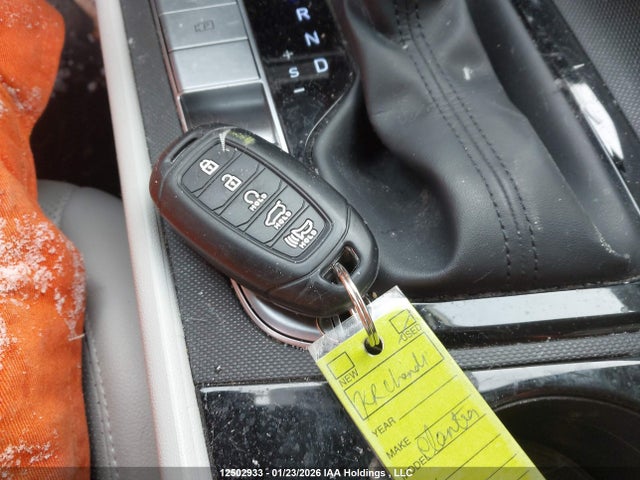 Продажа на аукционе авто 2023 Hyundai Elantra Luxury Ivt With Two-tone Interior, vin: KMHLN4AG4PU500694, номер лота: 12502933
