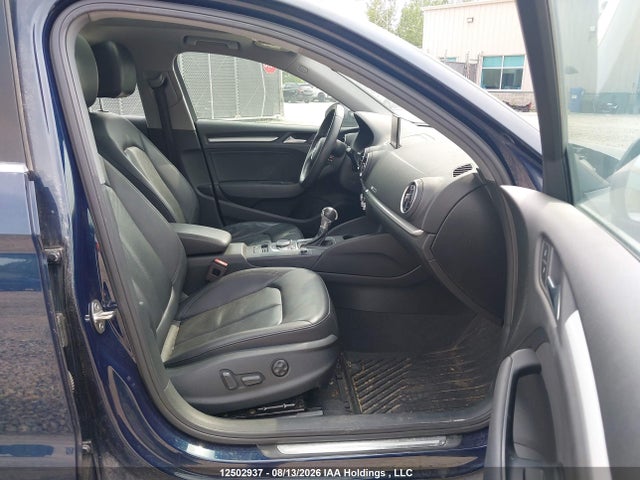 12502937 :رقم المزاد ، WAUAUGFFXK1010090 vin ، 2019 Audi A3 40 Komfort مزاد بيع