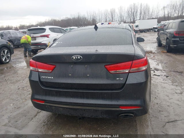5XXGU4L3XGG004758 KIA Optima