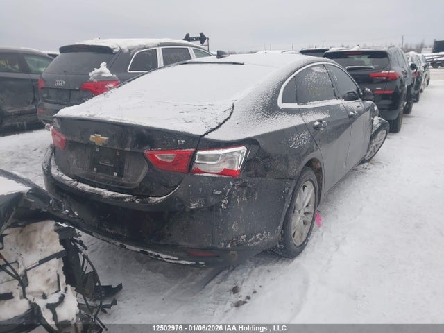 1G1ZD5ST3JF102559 Chevrolet MALIBU LT
