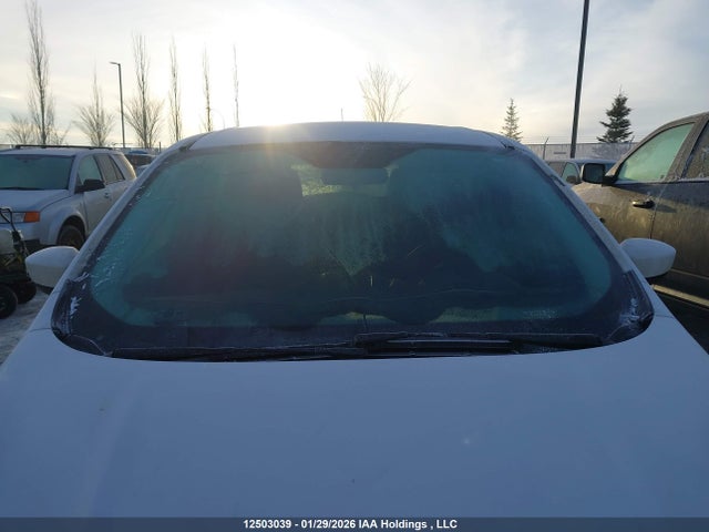 1FMCU9GD2HUA72221 Ford ESCAPE SE