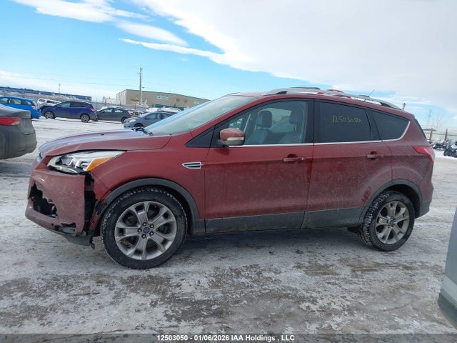 1FMCU9J9XEUE16359 Ford Escape Titanium
