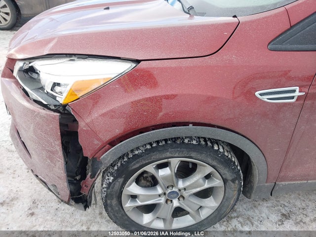 1FMCU9J9XEUE16359 Ford Escape Titanium