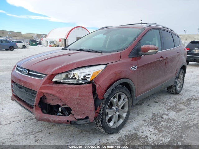 1FMCU9J9XEUE16359 Ford Escape Titanium