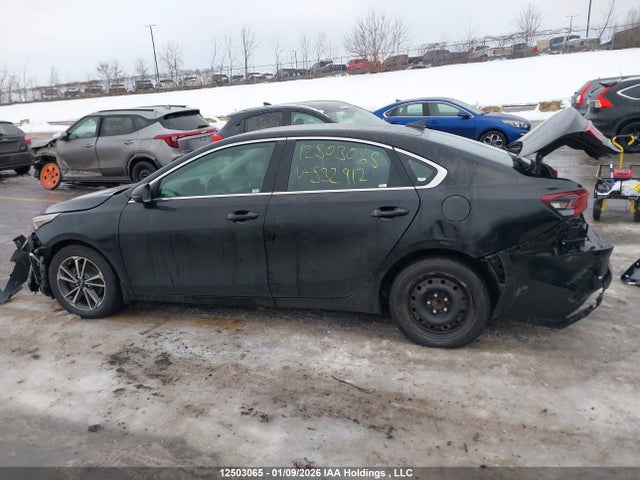 12503065 :رقم المزاد ، 3KPF34AD4NE532912 vin ، 2022 Kia Forte مزاد بيع