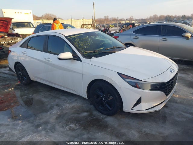 KMHLM4AG2MU171377 Hyundai Elantra