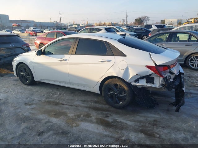 KMHLM4AG2MU171377 Hyundai Elantra