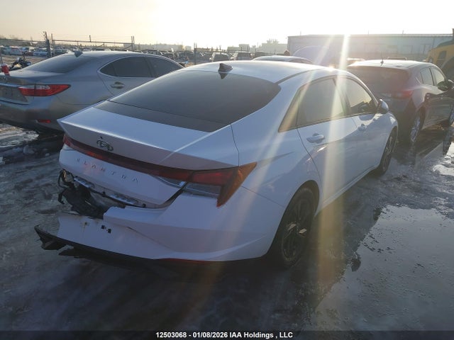KMHLM4AG2MU171377 Hyundai Elantra
