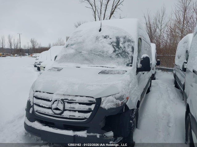 Mercedes-Benz Sprinter 2500 2025 W1Y4KCHY8SP786479 Image 2