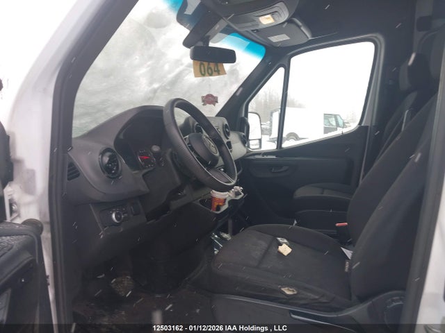 Mercedes-Benz Sprinter 2500 2025 W1Y4KCHY8SP786479 Image 5