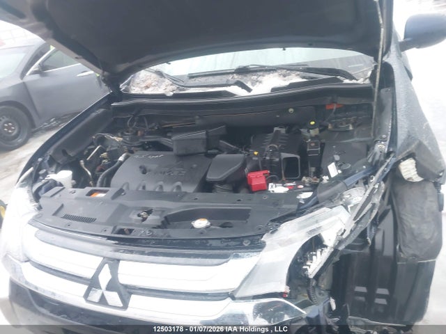 Mitsubishi Outlander Es 2016 JA4AZ2A38GZ610081 Image 10