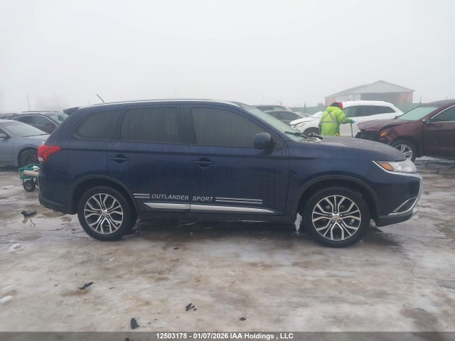 Mitsubishi Outlander Es 2016 JA4AZ2A38GZ610081 Image 14