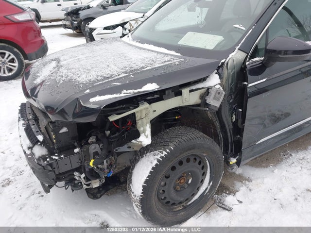3VV4B7AX2MM084181 Volkswagen Tiguan Sel Premium R-line