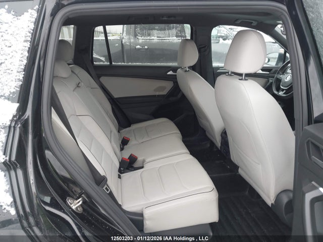 3VV4B7AX2MM084181 Volkswagen Tiguan Sel Premium R-line
