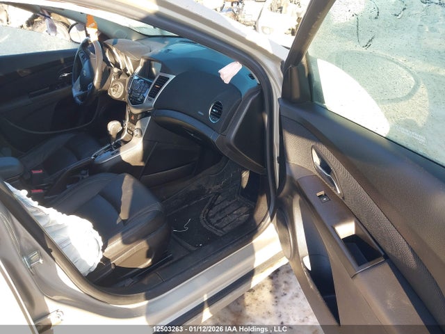 1G1PE5SB9E7267477 Chevrolet Cruze 2lt