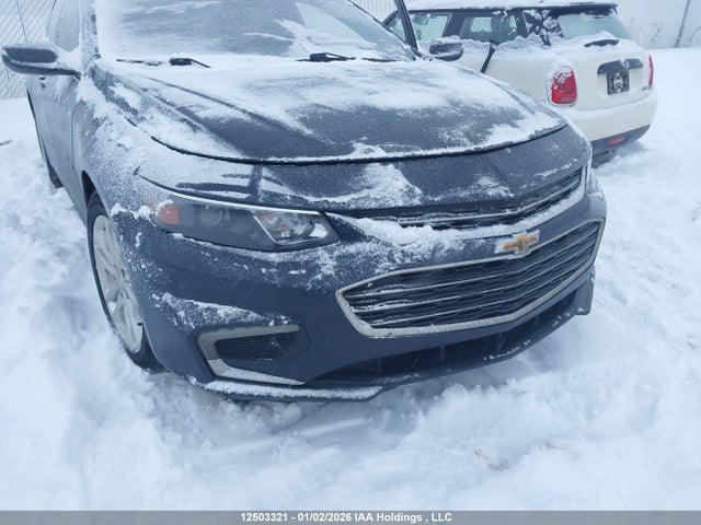 1G1ZD5ST1JF121014 Chevrolet MALIBU LT