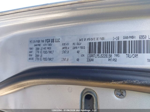 1C6RR7LM5JS228190 RAM 1500 Slt
