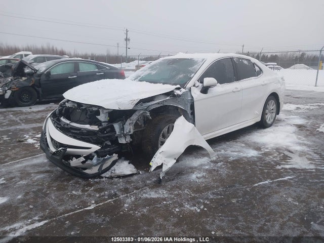 4T1G11AK3RU878203 Toyota CAMRY SE