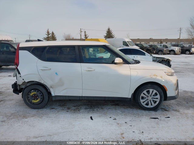 KNDJ23AU2L7701118 KIA SOUL LX
