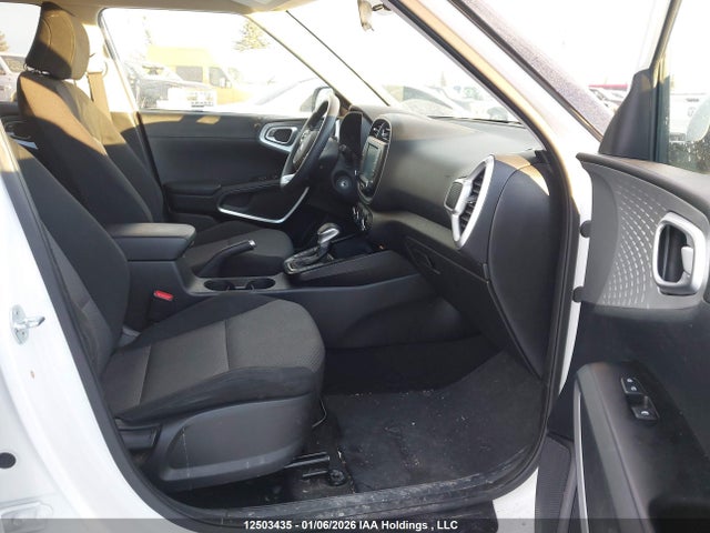 KNDJ23AU2L7701118 KIA SOUL LX