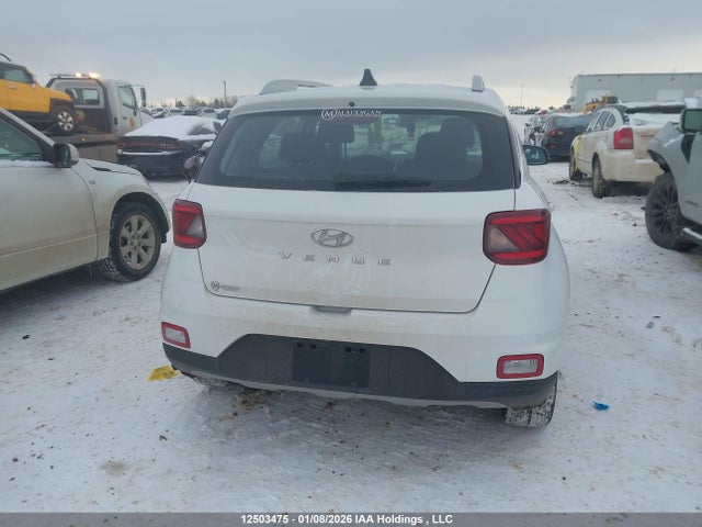 2022 Hyundai Venue მანქანა იყიდება აუქციონზე, vin: KMHRC8A39NU164476, აუქციონის ნომერი: 12503475