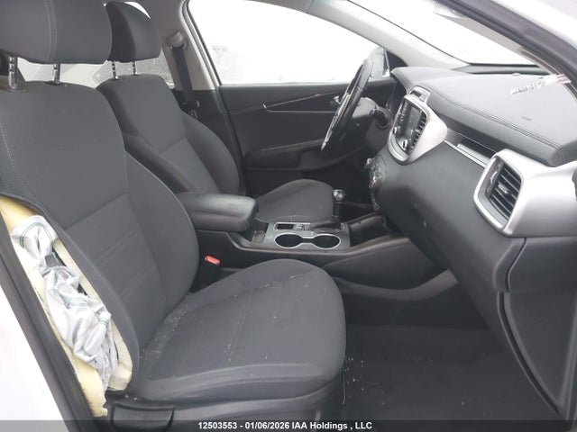 5XYPGDA54JG390382 KIA Sorento Lx/l